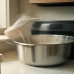 What is the difference between baking soda and baking powder in cooking? What is the difference between baking soda and baking powder in cooking?